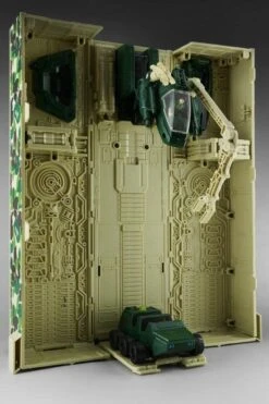 4th Party MP10A Optimus Prime Convoy Bape Green Camo Version -Toy Sales Store 33faf3a475