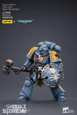 JoyToy Source 1/18 Warhammer 40K Space Wolves Claw Pack Sigyrr Stoneshield -Toy Sales Store 3d0b5632bf