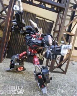 G-Creation GDW-02C Blue Flash IDW Bluestreak -Toy Sales Store d60ee5e2b4